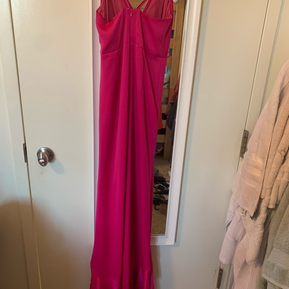 Jay Godfrey Elsie ruffle front gown in bright fuchsia. Size 00 - Picture 6 of 6